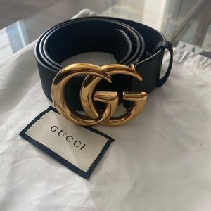 Gucci logo belt